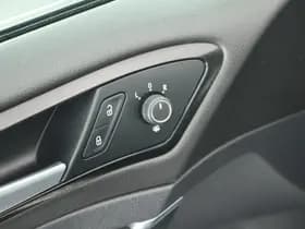 Volkswagen Golf 1.2 TSI 110pk Business Edition Connected Trekhaak Camera Stoelverwarming Navigatie thumbnail 15