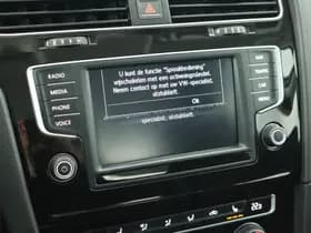 Volkswagen Golf 1.2 TSI 110pk Business Edition Connected Trekhaak Camera Stoelverwarming Navigatie thumbnail 25