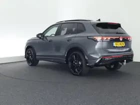 Volkswagen Tiguan 1.5 272pk eHybrid R-Line Edition Black Style Trekhaak 360Camera Keyless Massage Virtual Cockpit Panoramadak Navigatie thumbnail 11