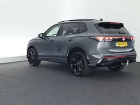 Volkswagen Tiguan 1.5 272pk eHybrid R-Line Edition Black Style Trekhaak 360Camera Keyless Massage Virtual Cockpit Panoramadak Navigatie thumbnail 11