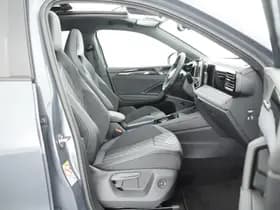 Volkswagen Tiguan 1.5 272pk eHybrid R-Line Edition Black Style Trekhaak 360Camera Keyless Massage Virtual Cockpit Panoramadak Navigatie thumbnail 16