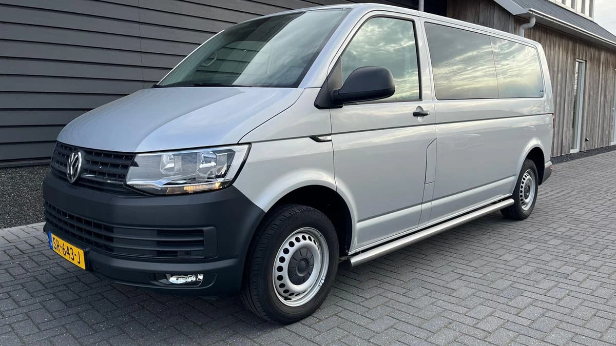 Volkswagen Transporter — foto 1