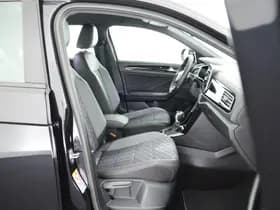 Volkswagen T-Roc thumbnail 14