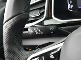 Volkswagen T-Roc thumbnail 18