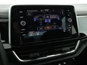 Volkswagen T-Roc thumbnail 31