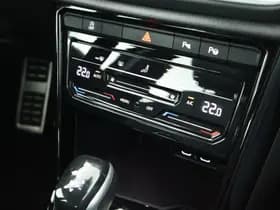 Volkswagen T-Roc thumbnail 37