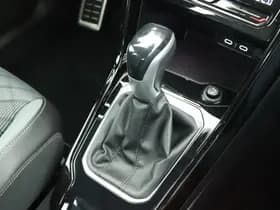 Volkswagen T-Roc thumbnail 38