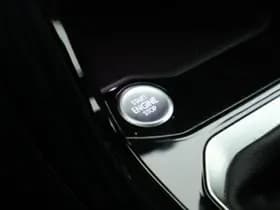 Volkswagen T-Roc thumbnail 6