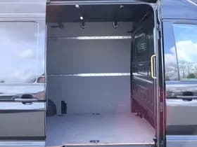 Volkswagen Crafter thumbnail 12