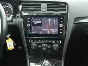 Volkswagen Golf thumbnail 11