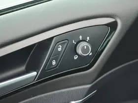 Volkswagen Golf thumbnail 13