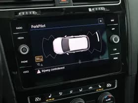 Volkswagen Golf thumbnail 19