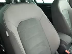 Volkswagen Golf thumbnail 33