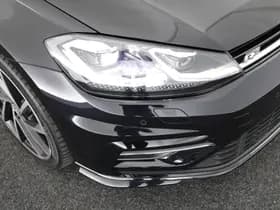 Volkswagen Golf thumbnail 42