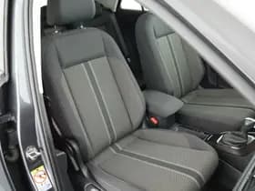 Volkswagen T-Roc thumbnail 2