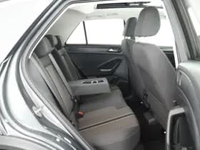 Volkswagen T-Roc thumbnail 13