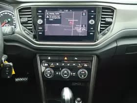 Volkswagen T-Roc thumbnail 15