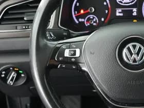 Volkswagen T-Roc thumbnail 18