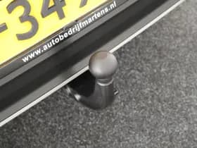 Volkswagen T-Roc thumbnail 4