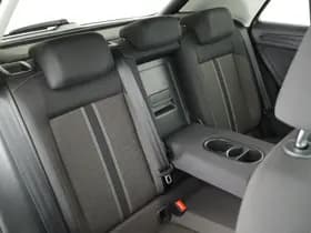 Volkswagen T-Roc thumbnail 38