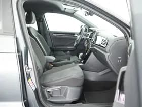 Volkswagen T-Roc thumbnail 14