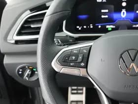 Volkswagen T-Roc thumbnail 18