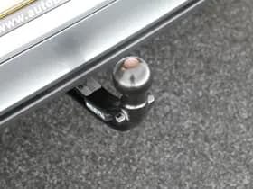 Volkswagen T-Roc thumbnail 4