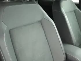 Volkswagen T-Roc thumbnail 42