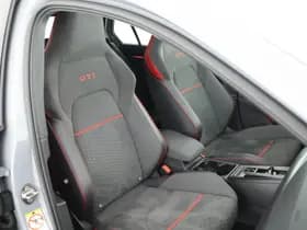 Volkswagen Golf thumbnail 2