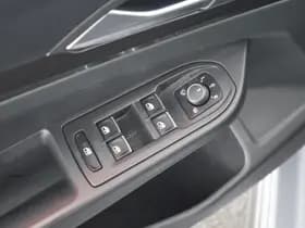 Volkswagen Golf thumbnail 20