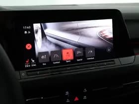 Volkswagen Golf thumbnail 31