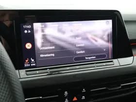 Volkswagen Golf thumbnail 33