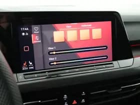 Volkswagen Golf thumbnail 36