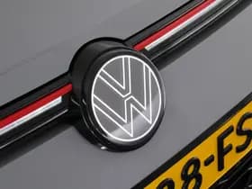 Volkswagen Golf thumbnail 59