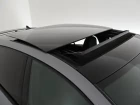 Volkswagen Golf thumbnail 10