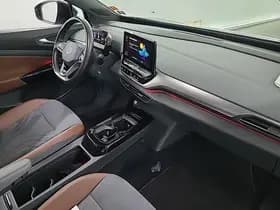 Volkswagen ID.4 thumbnail 3
