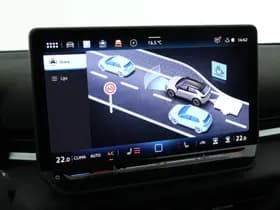 Volkswagen T-Roc thumbnail 31