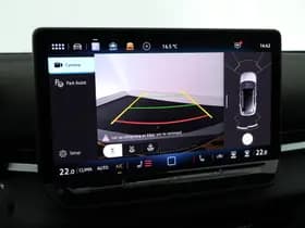 Volkswagen T-Roc thumbnail 5