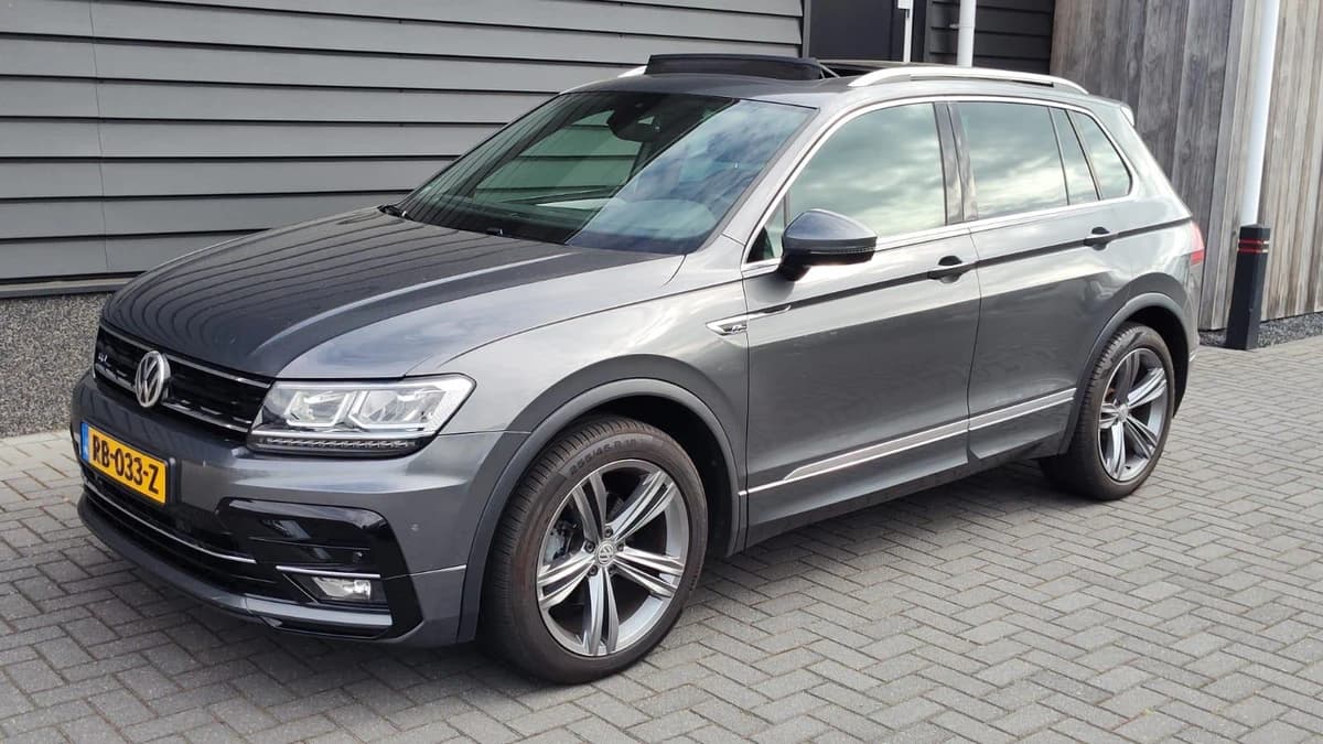 Volkswagen Tiguan — foto 1