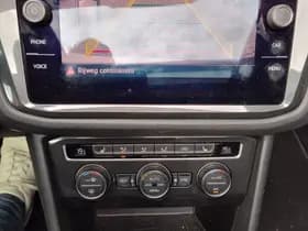 Volkswagen Tiguan thumbnail 5