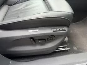 Volkswagen Tiguan thumbnail 3