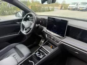 Volkswagen Tiguan thumbnail 4