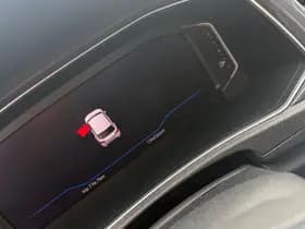 Volkswagen T-Roc thumbnail 4