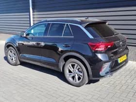 Volkswagen T-Roc thumbnail 5