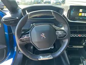 Peugeot e-208 thumbnail 3