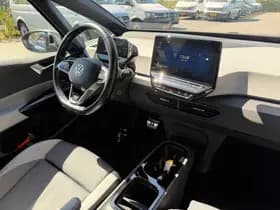 Volkswagen ID.3 thumbnail 2