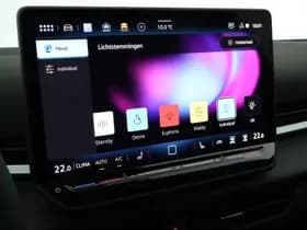 Volkswagen T-Roc thumbnail 34