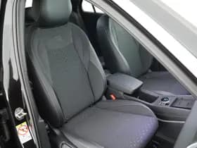 Volkswagen T-Roc thumbnail 2
