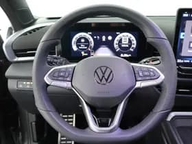 Volkswagen T-Roc thumbnail 16