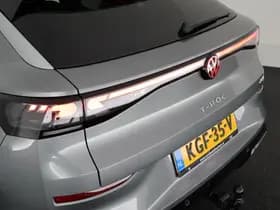 Volkswagen T-Roc thumbnail 42